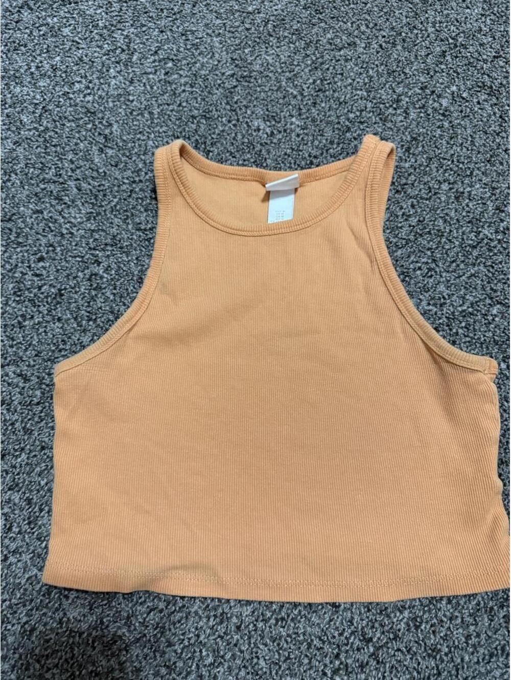 H&M Women's Orange and Yellow Crop-top